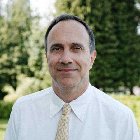 julian girdham headshot 1